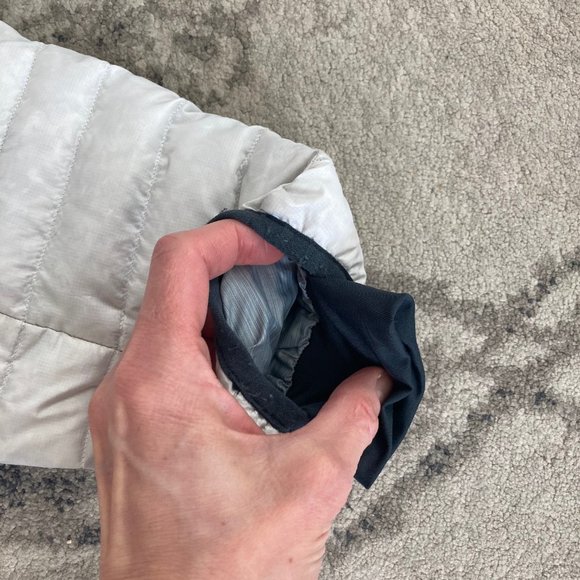 EUC Adidas Women's Climaheat Hooded Jacket - Picture 7 of 11